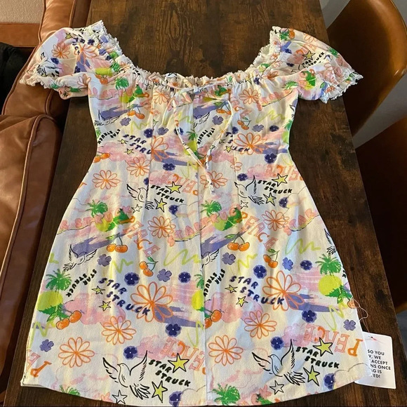 ASOS DESIGN square neck twill mini dress in bright peace print - Picture 3 of 13